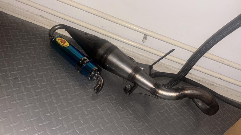 Piaggio Gilera Metrakit Pro Race uitlaat NIEUW zeldzaam, Motoren, Ophalen of Verzenden
