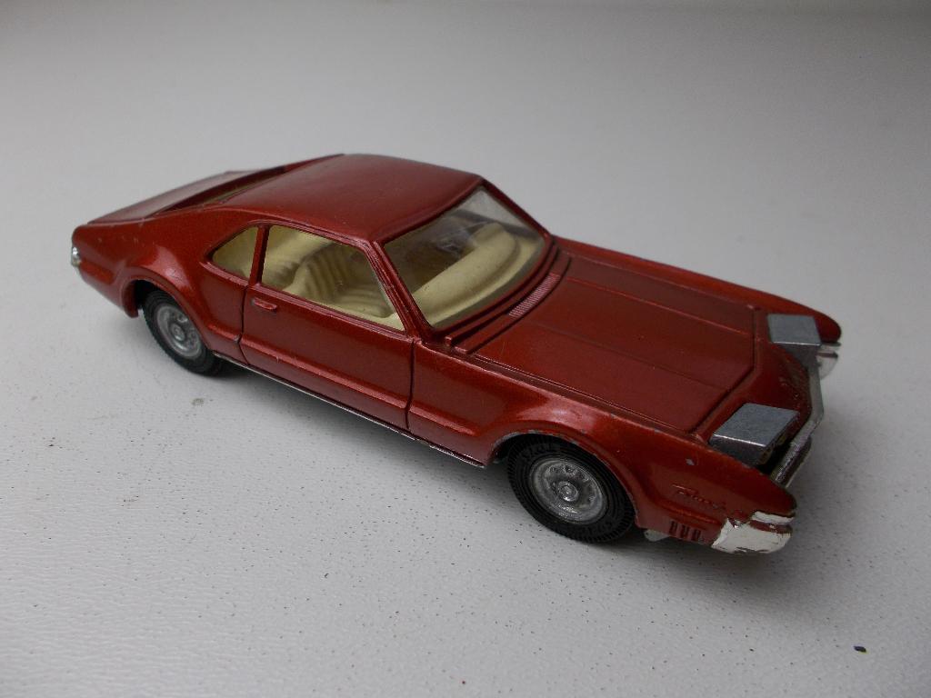 1968 Corgi Toys 276 OLDSMOBILE TORONADO I.z.g.st., Hobby en Vrije tijd, Modelauto's | 1:43, Ophalen of Verzenden, Zo goed als nieuw