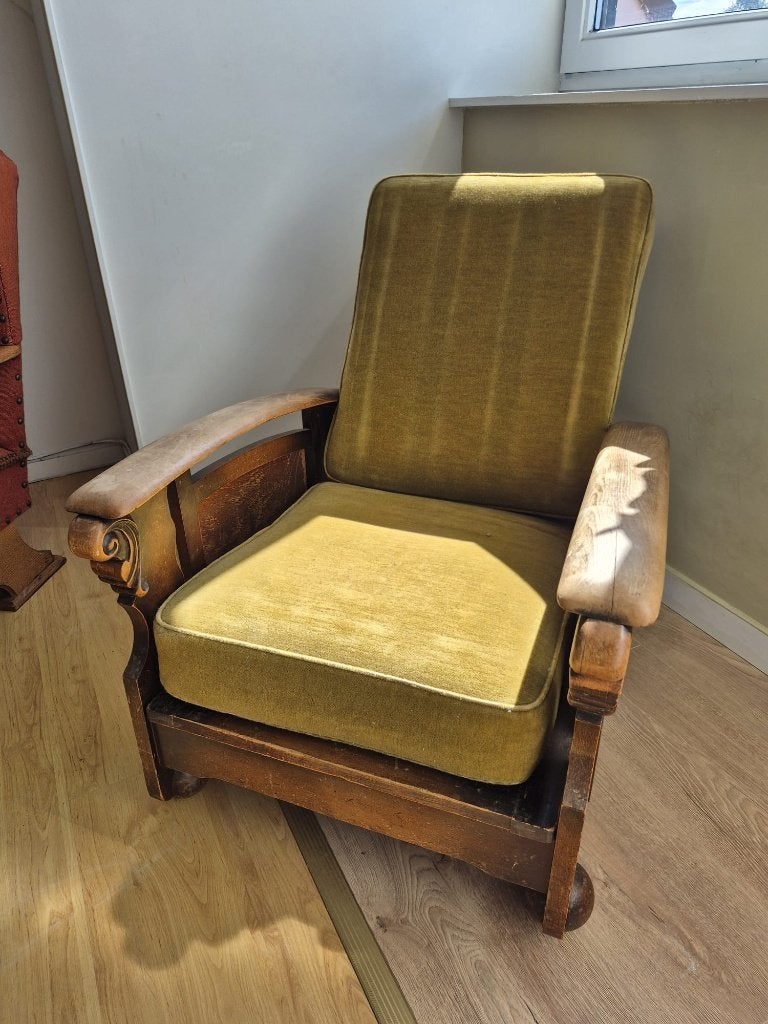 Antieke fauteuil/rookstoel met houten frame en gele kussens, Ophalen, Hout, Gebruikt, 75 tot 100 cm