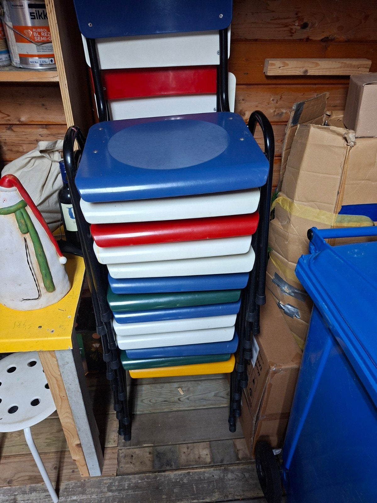 Set van 13 kleurrijke stapelbare stoelen - Gebruikt, Ophalen, Modern, Speels, Overige kleuren, Vijf, Zes of meer stoelen