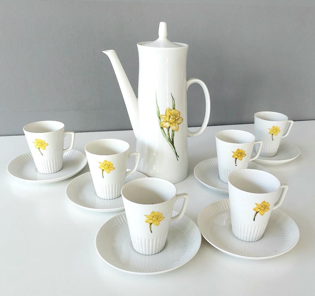 Daffodil KoffieserviesMosa Maastricht 1961, Ophalen of Verzenden, Zo goed als nieuw, Overige stijlen, Kop(pen) en/of Schotel(s)