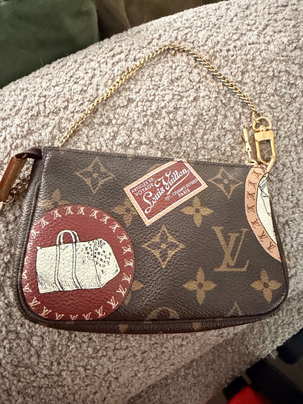 Louis Vuitton Pochette Accessoires Monogram Limited Edition, Sieraden, Tassen en Uiterlijk, Tassen | Damestassen, Ophalen of Verzenden