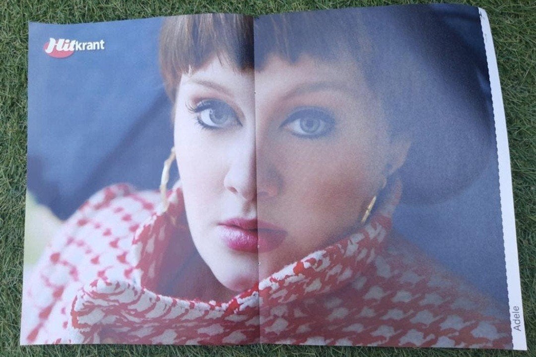 Poster 2x A4 Hitkrant 2009 Adele / Stereo / 90210, Verzamelen, Ophalen of Verzenden, Gebruikt, A1 t/m A3, Muziek