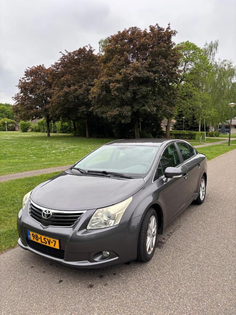 Toyota Avensis 1.8  Exec I 2010 I dealeronderhouden I Grijs, Auto's, Voorwielaandrijving, Avensis, Zwart, Origineel Nederlands