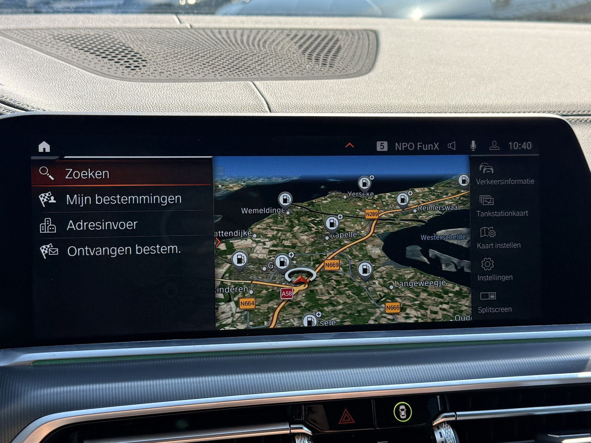 Foto 28 van BMW X5 xDrive45e High Executive | M Pakket | Pano | Luchtver