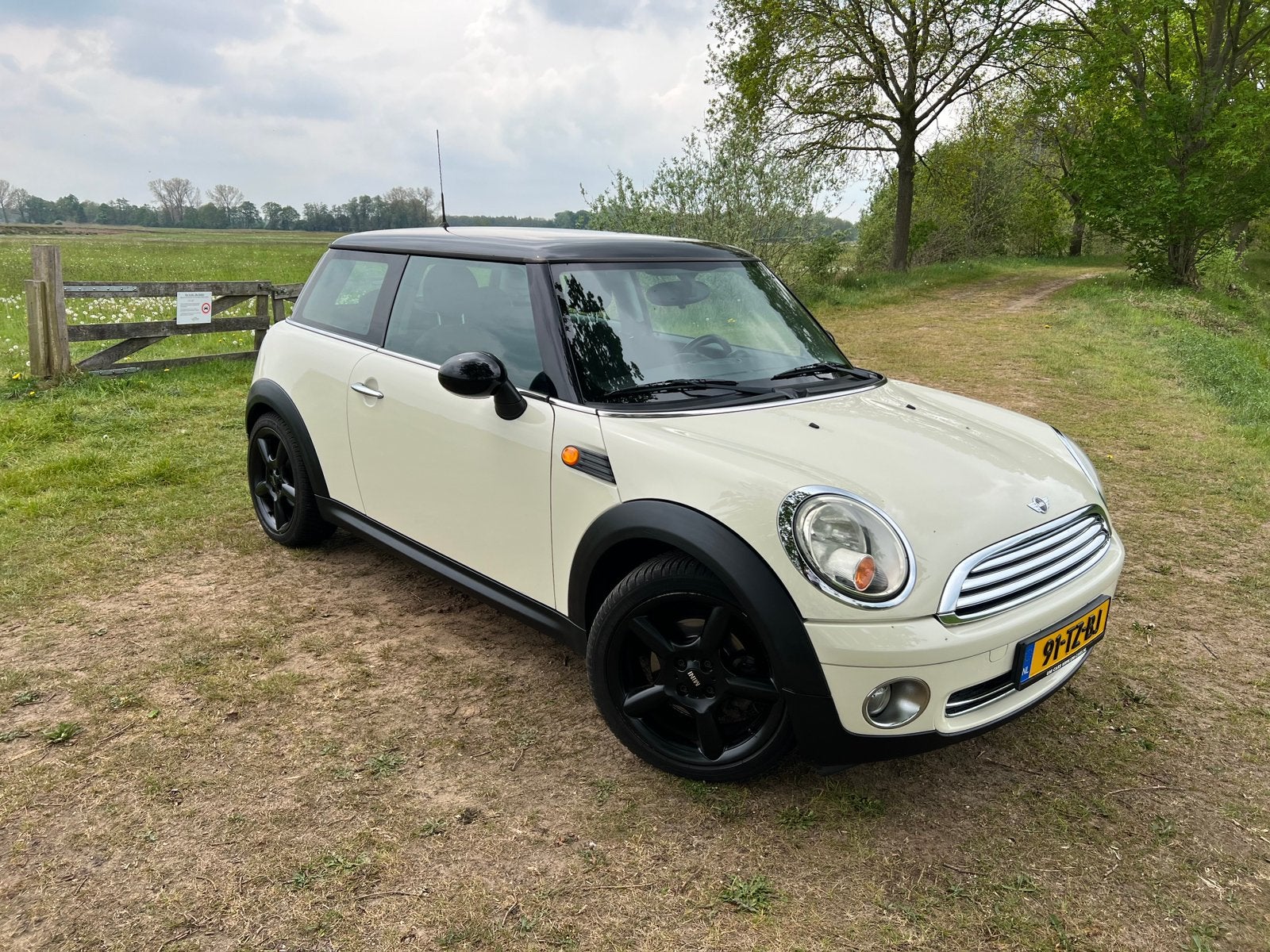 MINI COOPER./2007/133000 km ./loopt goed, Verzenden