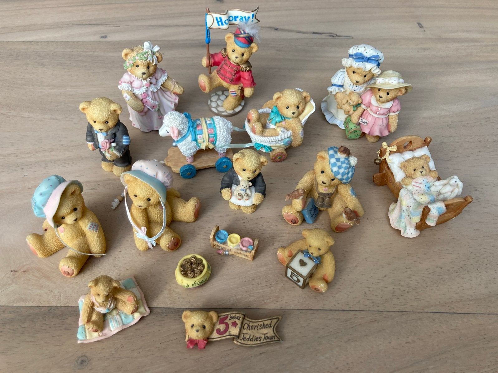 Grote collectie Cherished Teddies beeldjes P. Hillman, Ophalen of Verzenden, Gebruikt, Beeldje, Cherished Teddies