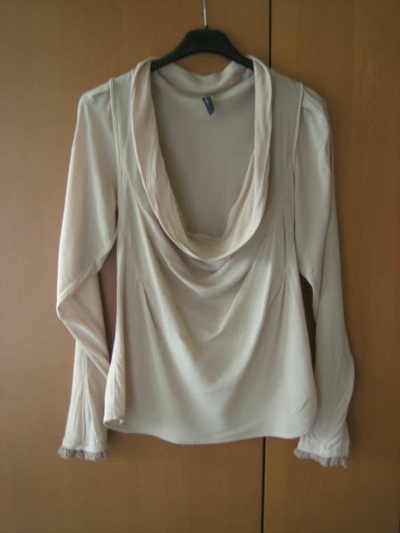 Romantische nude zijden bloes HIGH USE 36-38 snazzeys, Kleding | Dames, Maat 38/40 (M), High Use, Beige, Ophalen of Verzenden