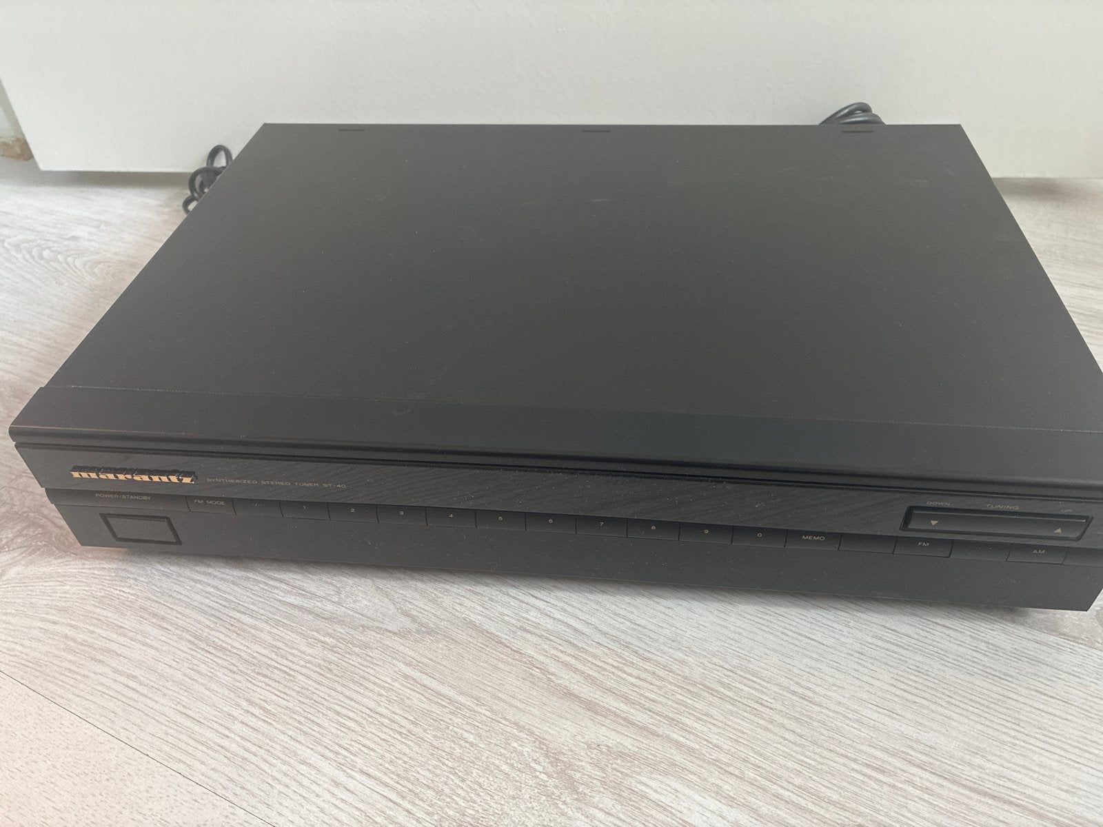 Marantz ST-40 Synthesized Stereo Tuner, Ophalen of Verzenden, Gebruikt, Analoog