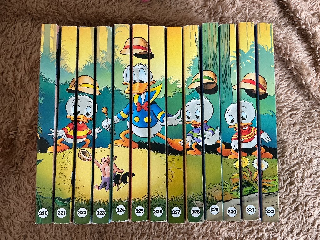 Donald duck pocket 320-332 collectie, Onbekend, Eén stripboek, Ophalen of Verzenden, Zo goed als nieuw