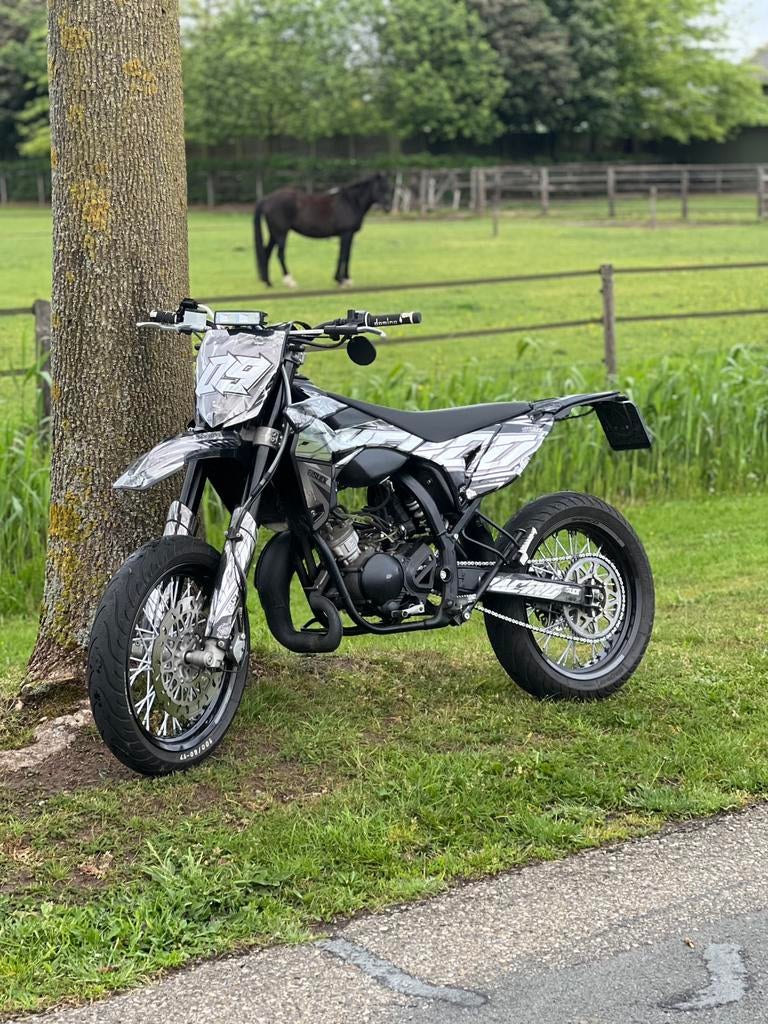 Sherco SM-RS 50, 6 versnellingen, Zo goed als nieuw, 50 cc, Ophalen
