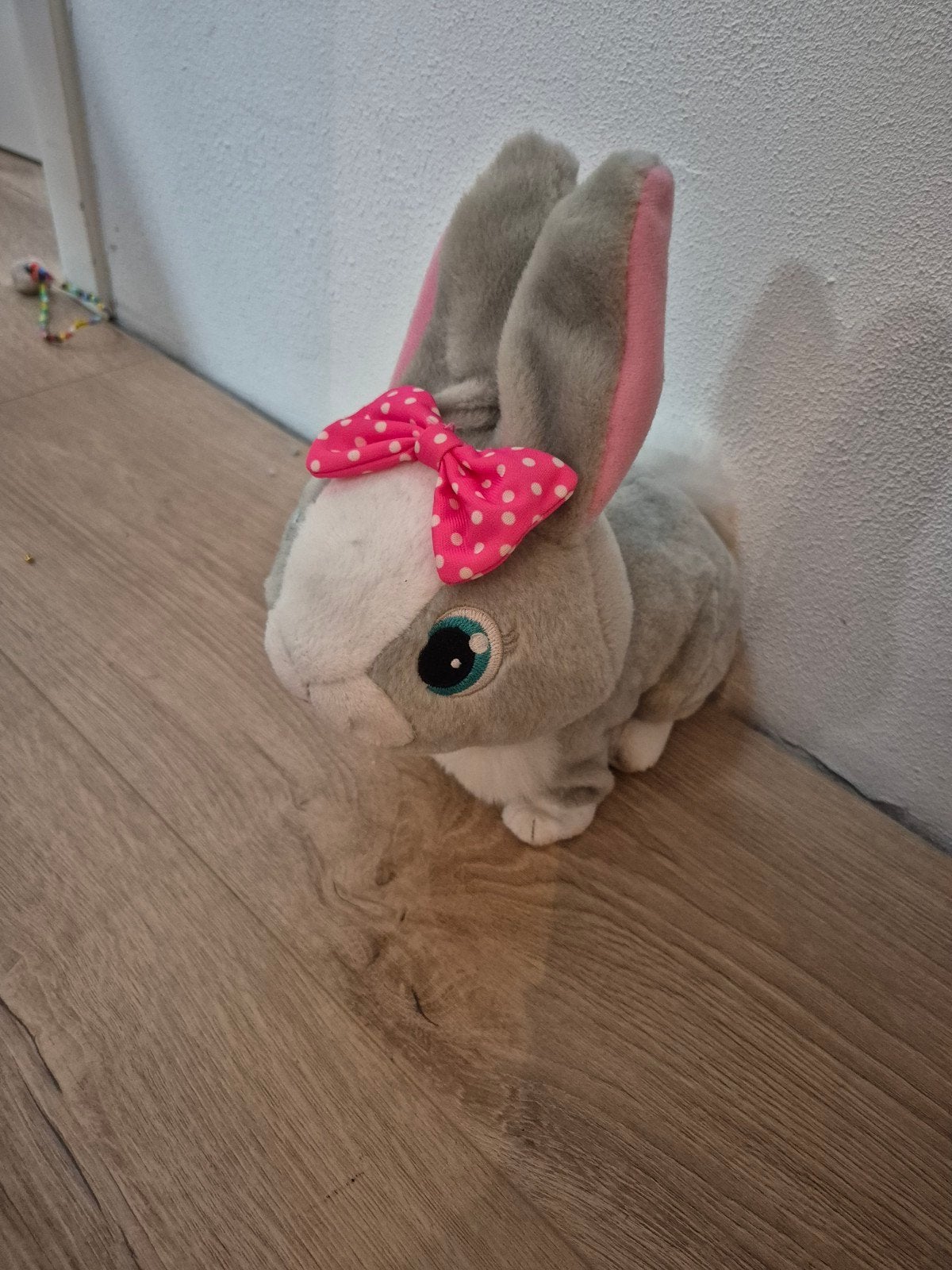 Betsy interactief konijn - pluchen knuffel, Grijs, Konijn, Ophalen of Verzenden, Zo goed als nieuw