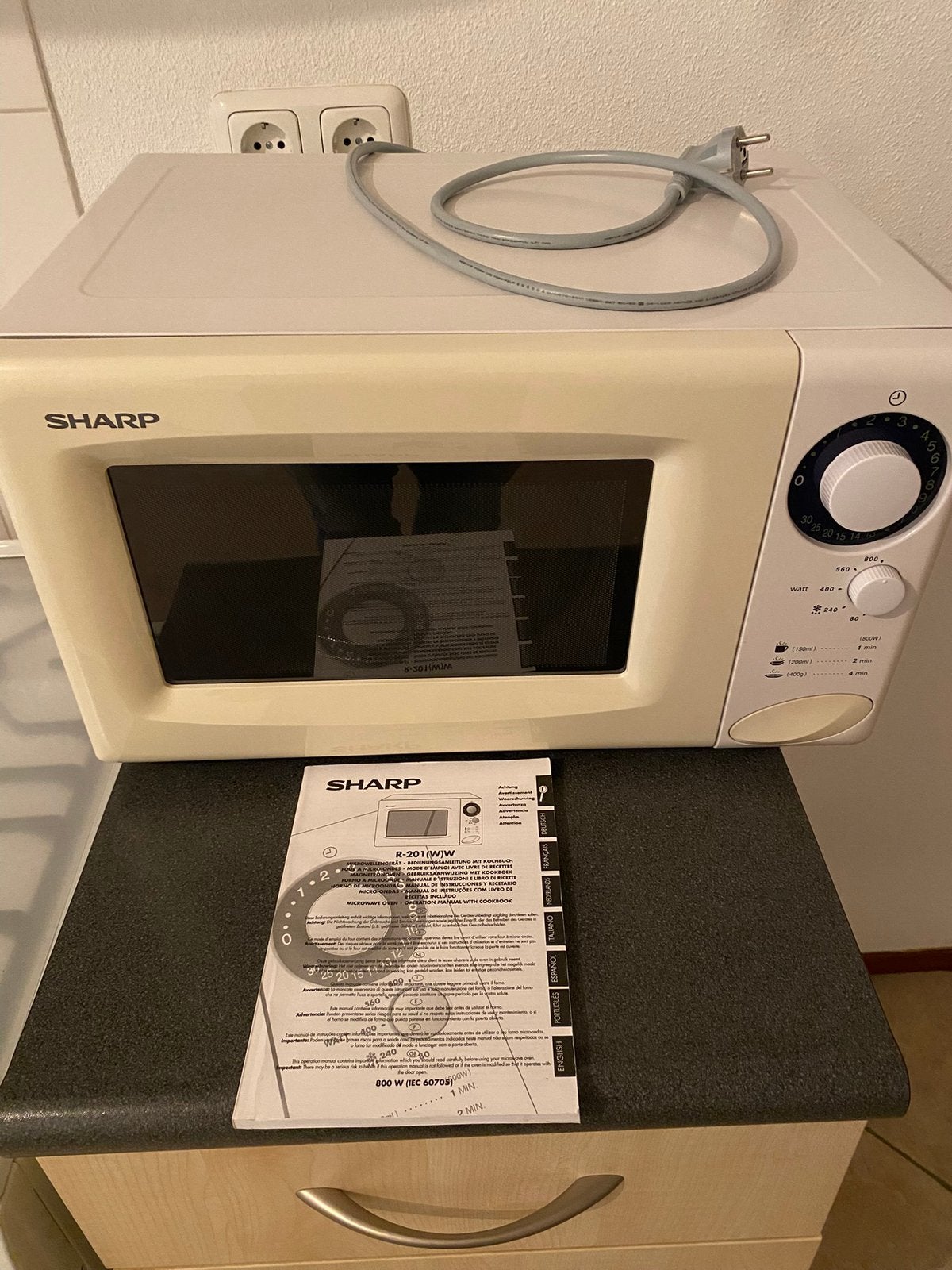 Sharp magnetron, Ophalen, Zo goed als nieuw, Draaiplateau