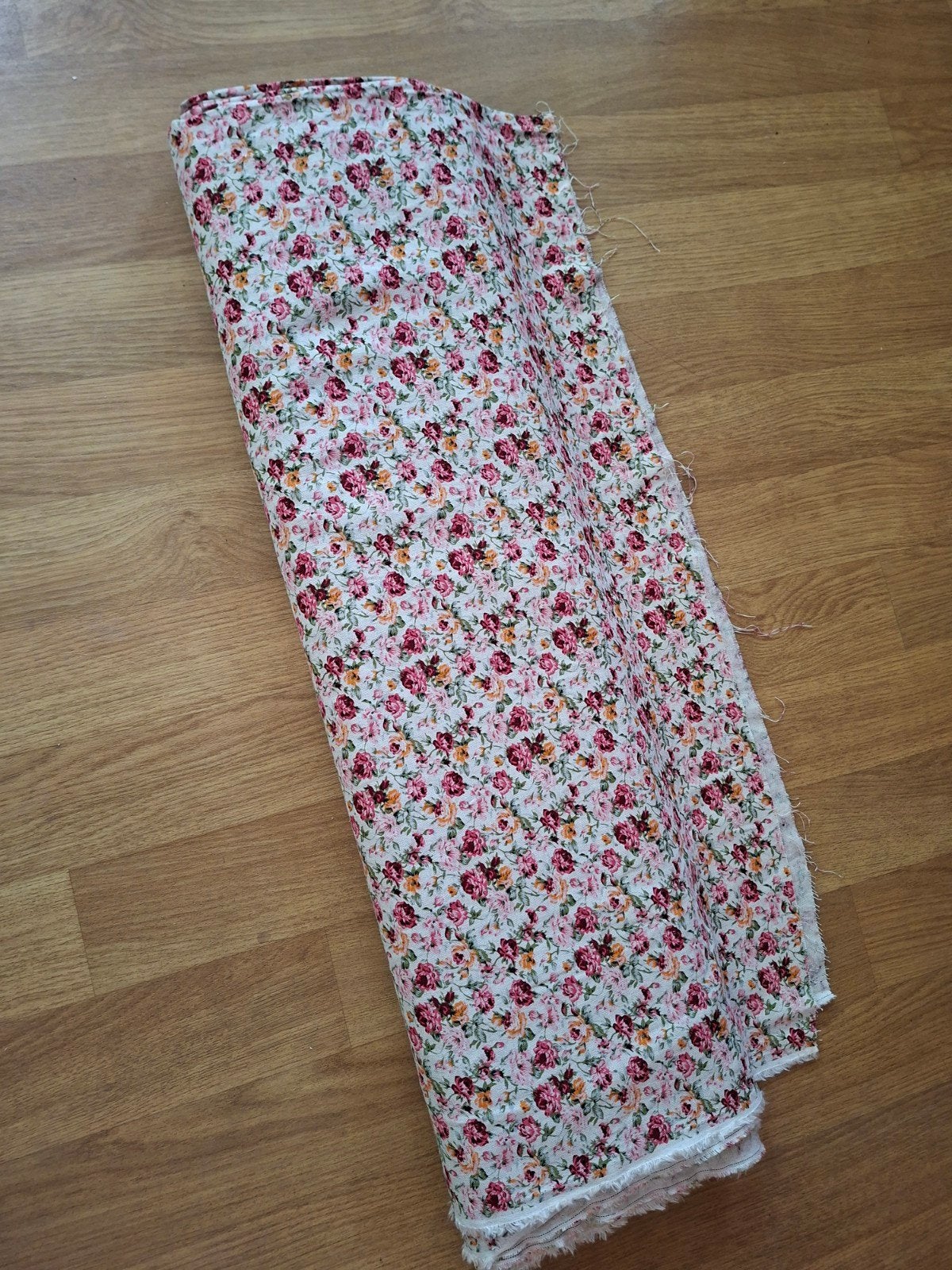 Linnen stof met bloemenprint, Meerkleurig, 120 cm of meer, Ophalen of Verzenden, Linnen