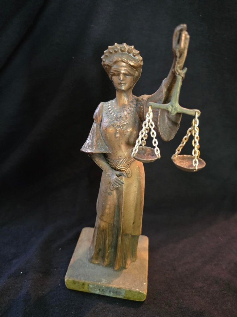 Vrouwe Justitia - beeldje, Verzamelen, Beelden en Beeldjes, Zo goed als nieuw, Overige typen, Ophalen of Verzenden