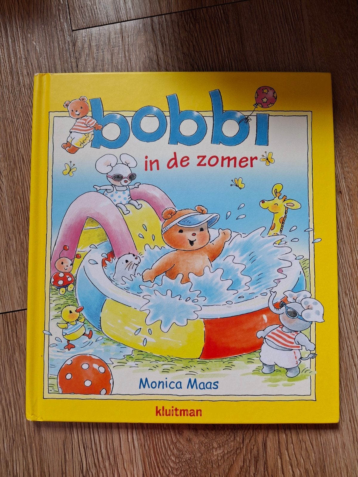 Bobbi in de zomer - Monica Maas, Boeken, Ophalen of Verzenden, Zo goed als nieuw, Monica Maas, 1 tot 2 jaar