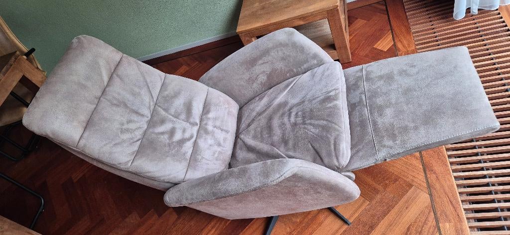 Electrische relax fauteuil, Huis en Inrichting, Fauteuils, Zo goed als nieuw, Leer, 50 tot 75 cm, 75 tot 100 cm, Ophalen