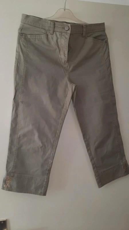 Sportieve zomerbroek van Toni, Verzenden, Beige, Maat 42/44 (L), Zo goed als nieuw