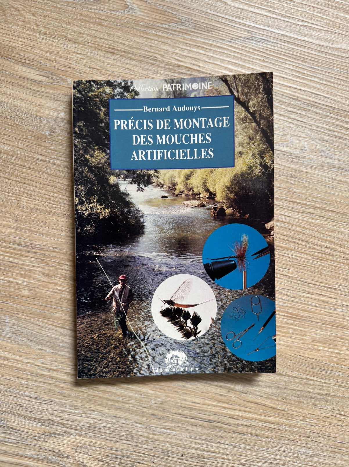 Précis de montage des mouches artificielles, Ophalen of Verzenden, Gebruikt, Overige typen