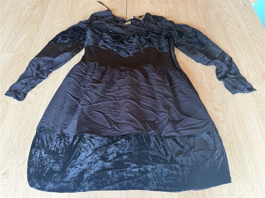 Twinset Milano Zwarte Velvet Chiffon Jurk - Maat 42, Zwart, Maat 42/44 (L), Ophalen of Verzenden, Zo goed als nieuw