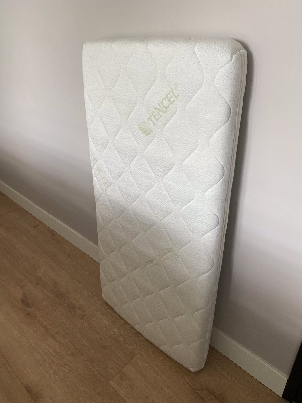 Tencel matras met airgosafe topper 60/120, Ophalen, Zo goed als nieuw, Tweepersoons, Matras