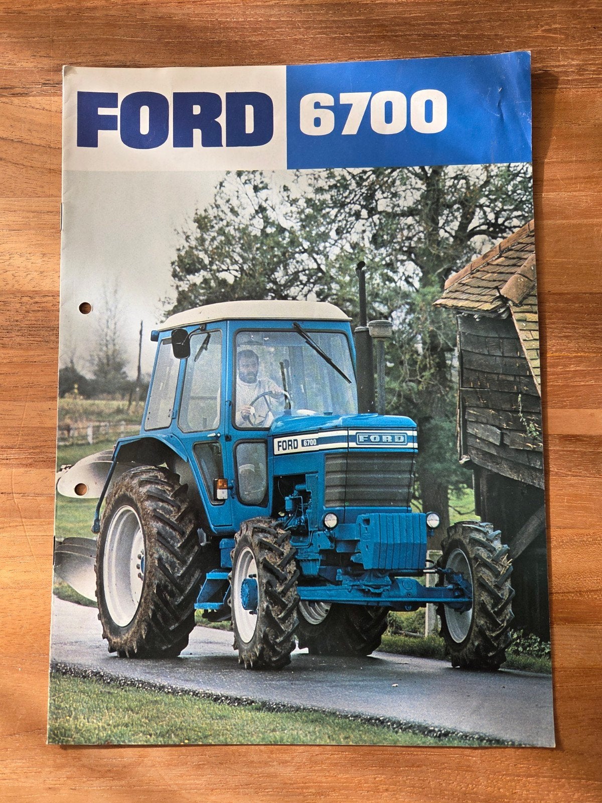 Originele Ford 6700 Tractor Brochure - Zeldzaam!, Boeken, Verzenden, Gelezen, Ford