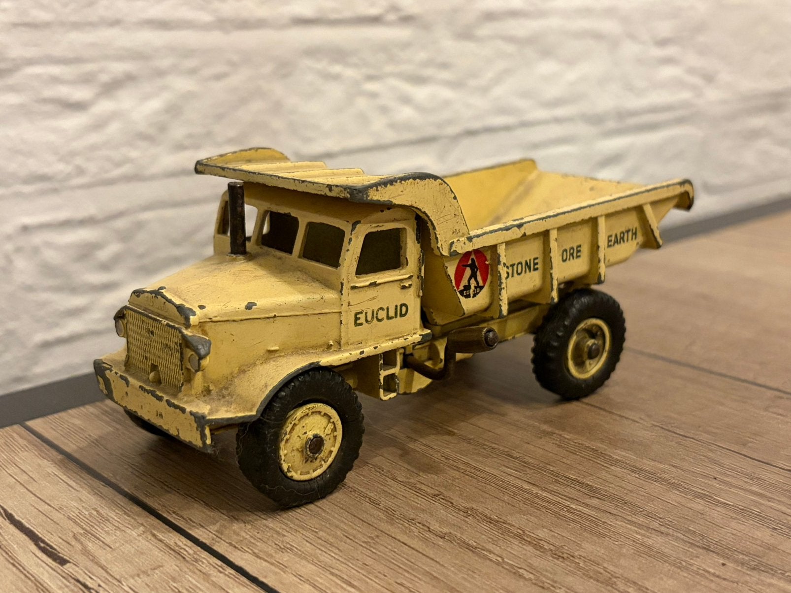 Dinky Supertoys 965 Euclid Rear Dump Truck, Ophalen of Verzenden, Zo goed als nieuw, Bus of Vrachtwagen, Dinky Toys