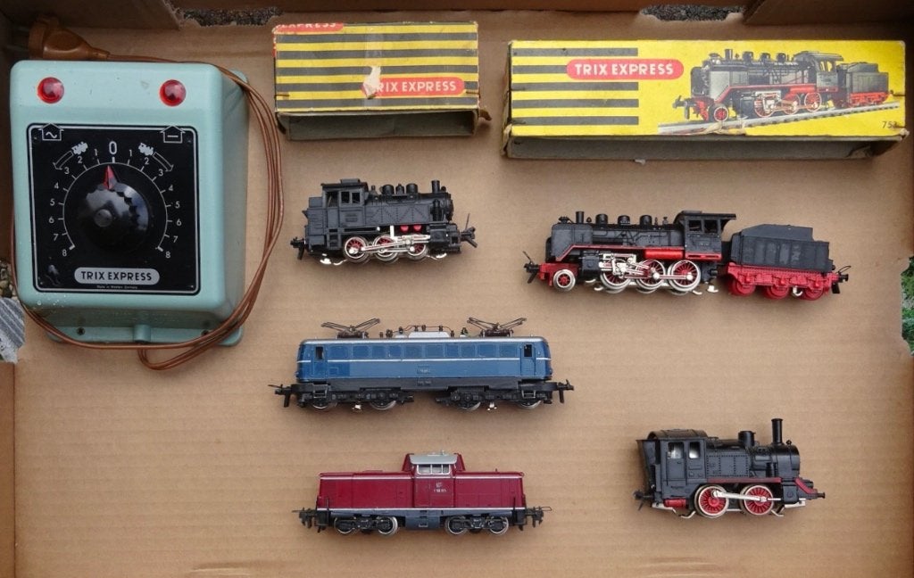 TRIX Express treinset met 5 locomotieven, Hobby en Vrije tijd, Gelijkstroom, Trix, Ophalen of Verzenden, Gebruikt
