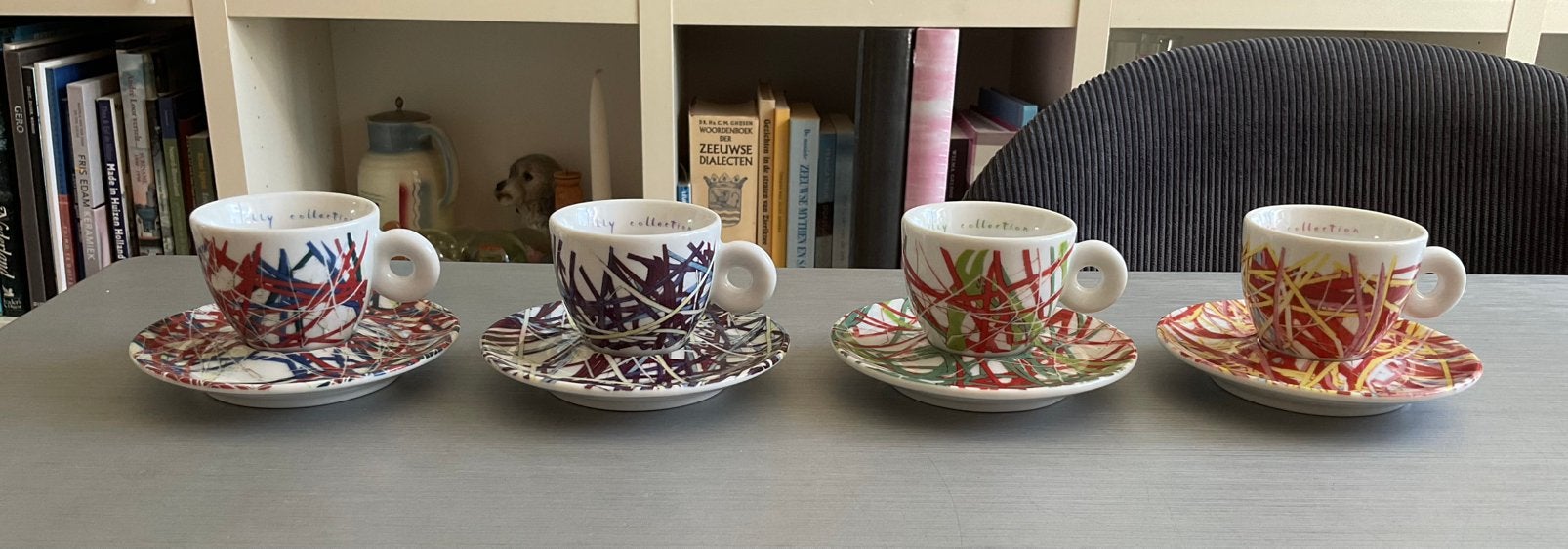 4x Illy Art Collection espresso kop en schotels 1996, Gebruikt, Ophalen of Verzenden, Overige stijlen, Illy