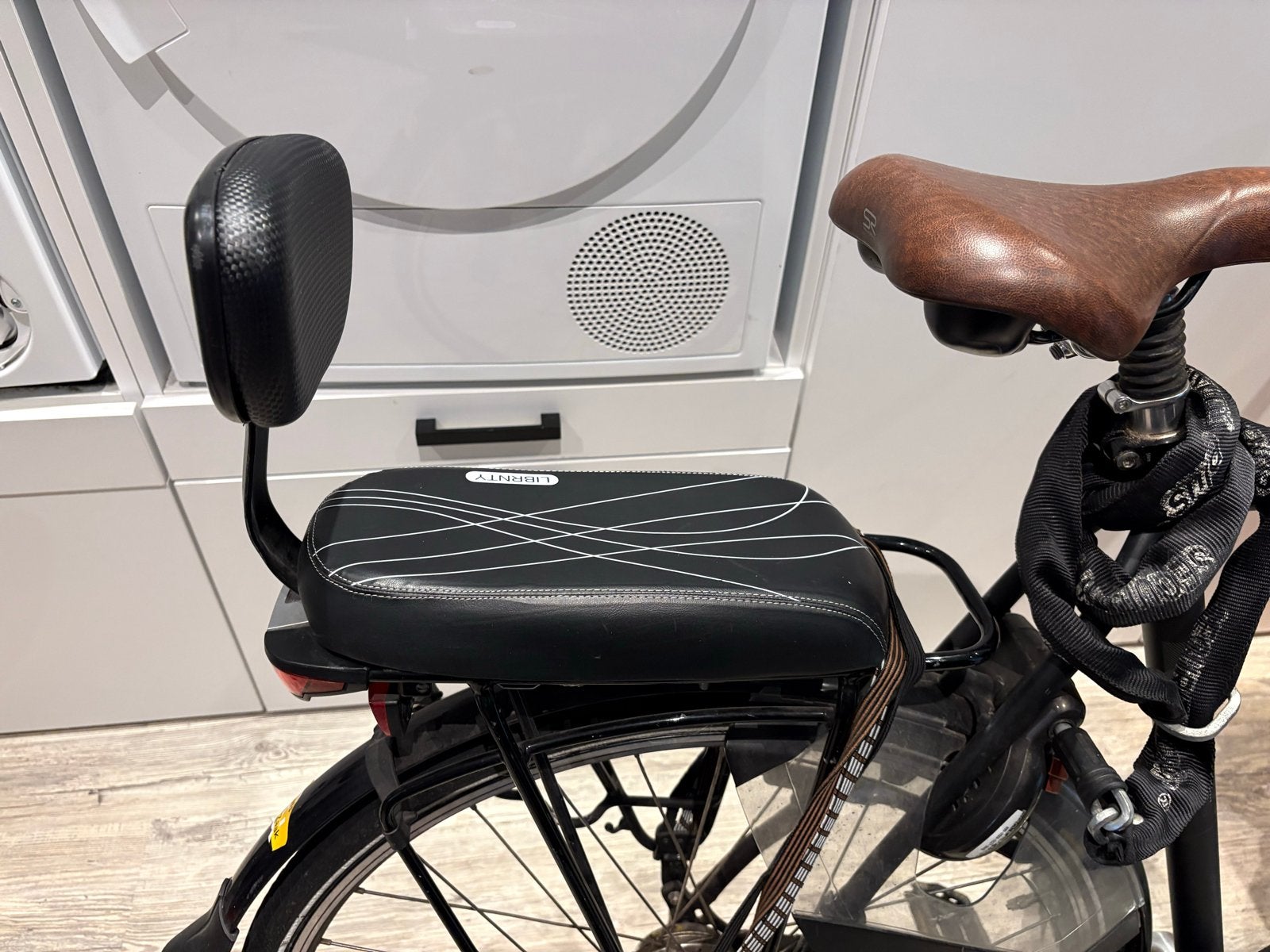 Kinderzitje fiets (2 stuks), Ophalen, Gebruikt, Achterzitje