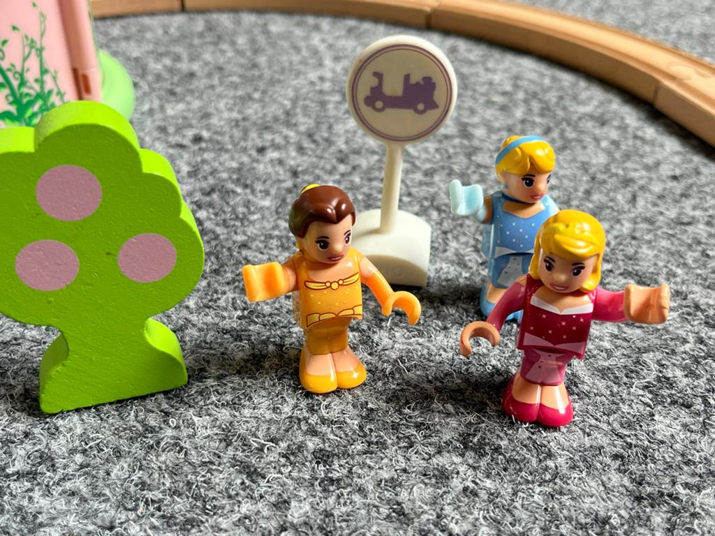 Disney brio treinbaan, Kinderen en Baby's, Speelgoed | Houten speelgoed, Ophalen of Verzenden, Zo goed als nieuw