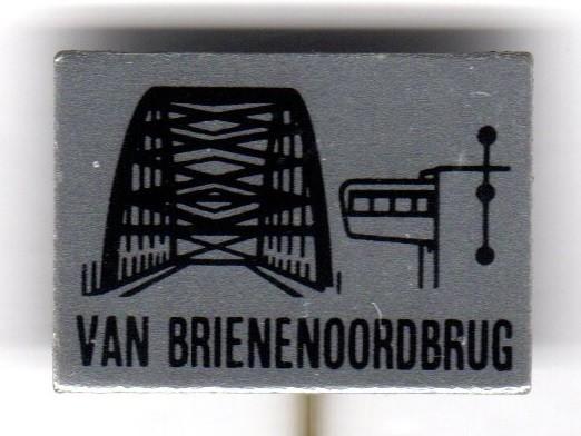 Speldje VAN BRIENENOORDBRUG ZILVERKLEURIG (A4), Ophalen of Verzenden, Gebruikt, Overige onderwerpen