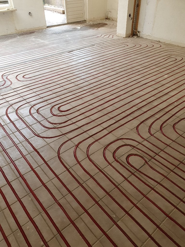 Vloerverwarming: frezen, leggen & dichtsmeren, Garantie, Installatie
