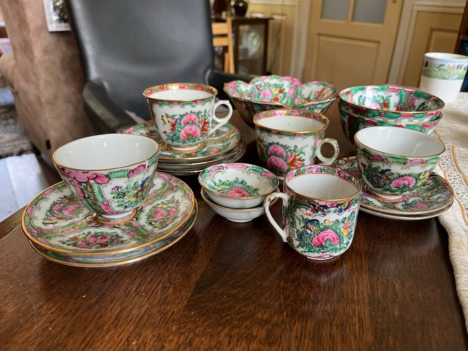 Chinees porseleinen servies, Ophalen
