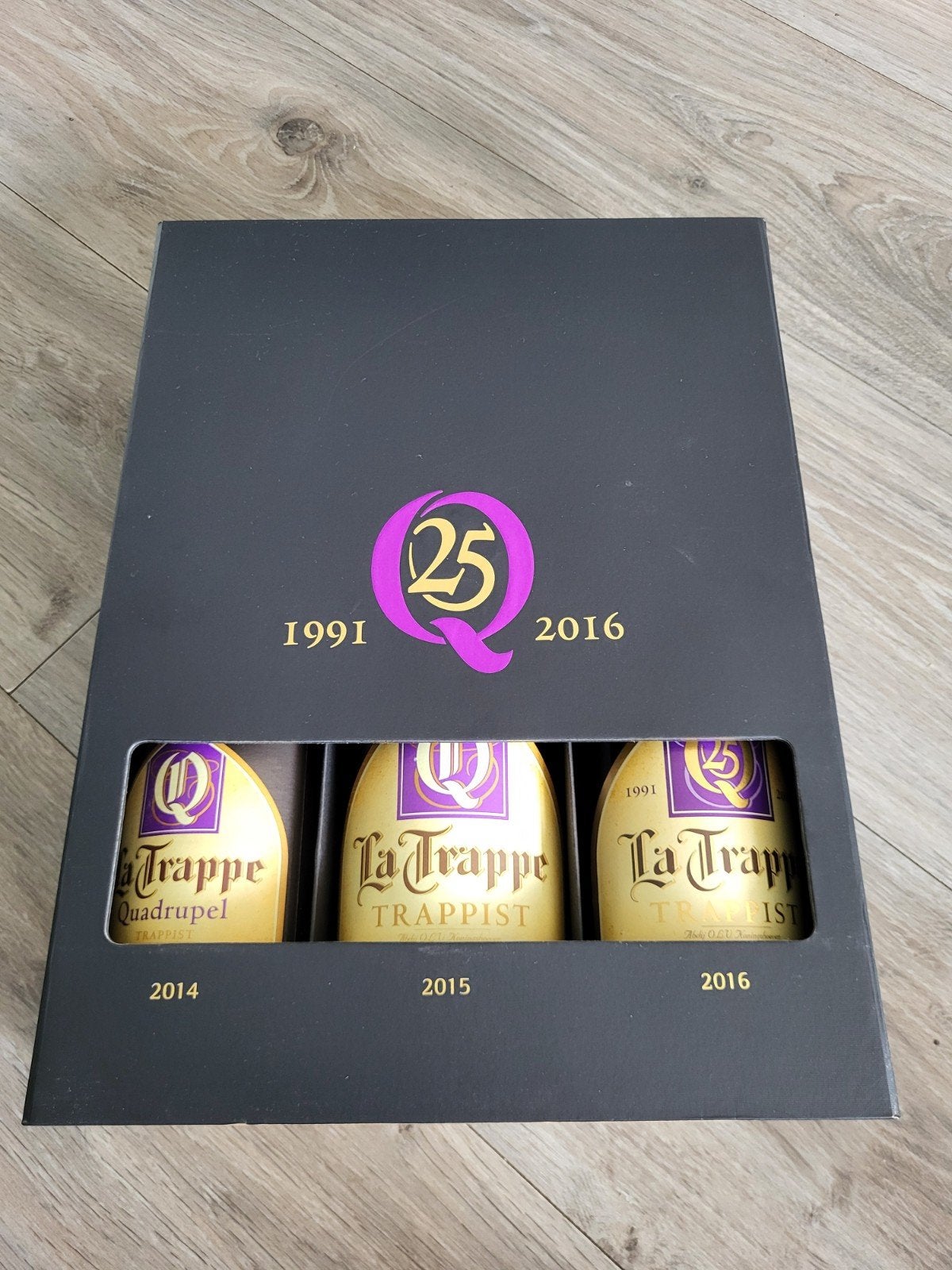 La Trappe Quadrupel Limited Edition Box 25 Jaar (2016), Verzamelen, Biermerken, Nieuw, Overige typen, La Trappe, Ophalen of Verzenden