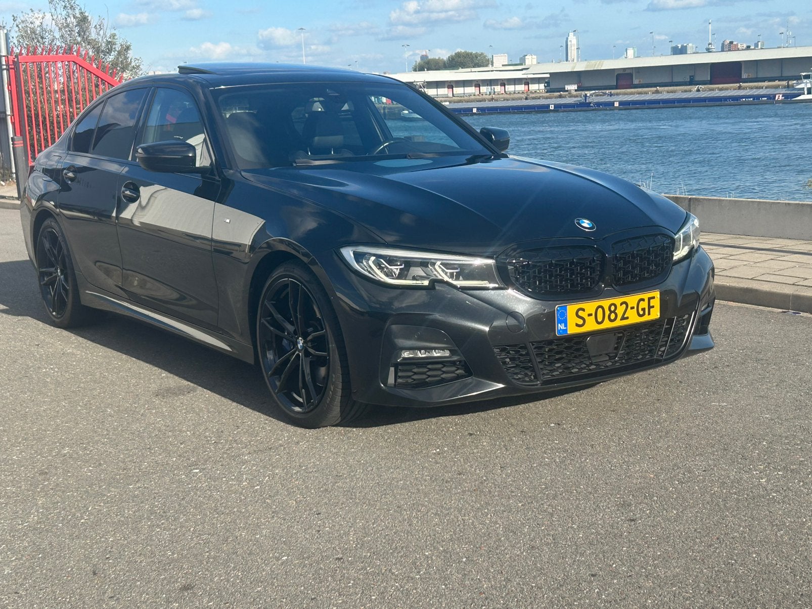 BMW 3-Serie 330i 258pk Aut M PAKKET LASER CAMERA PANO FULL, Auto's, Automaat, Achterwielaandrijving, 4 cilinders, 258 pk