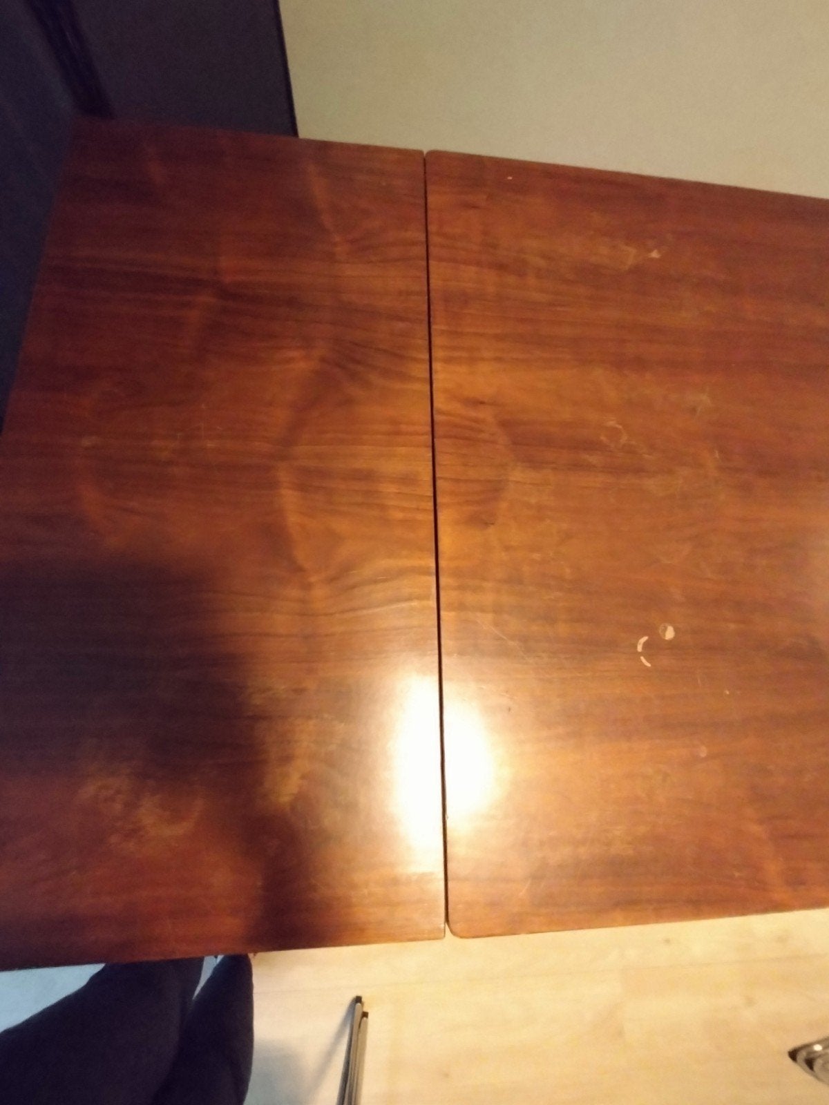 Foto 5 van Antieke 19e Eeuwse Uitschuifbare Eettafel