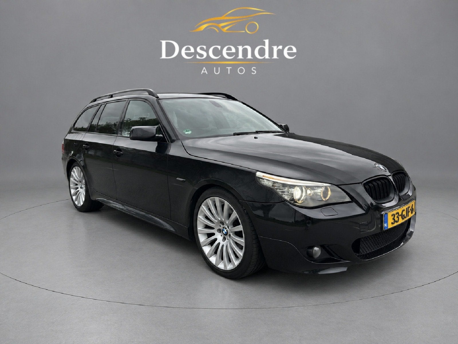 BMW 5 Serie Touring 530i M sport youngtimer (bj 2008), Auto's, Achterwielaandrijving, Gebruikt, Zwart, 2000 kg
