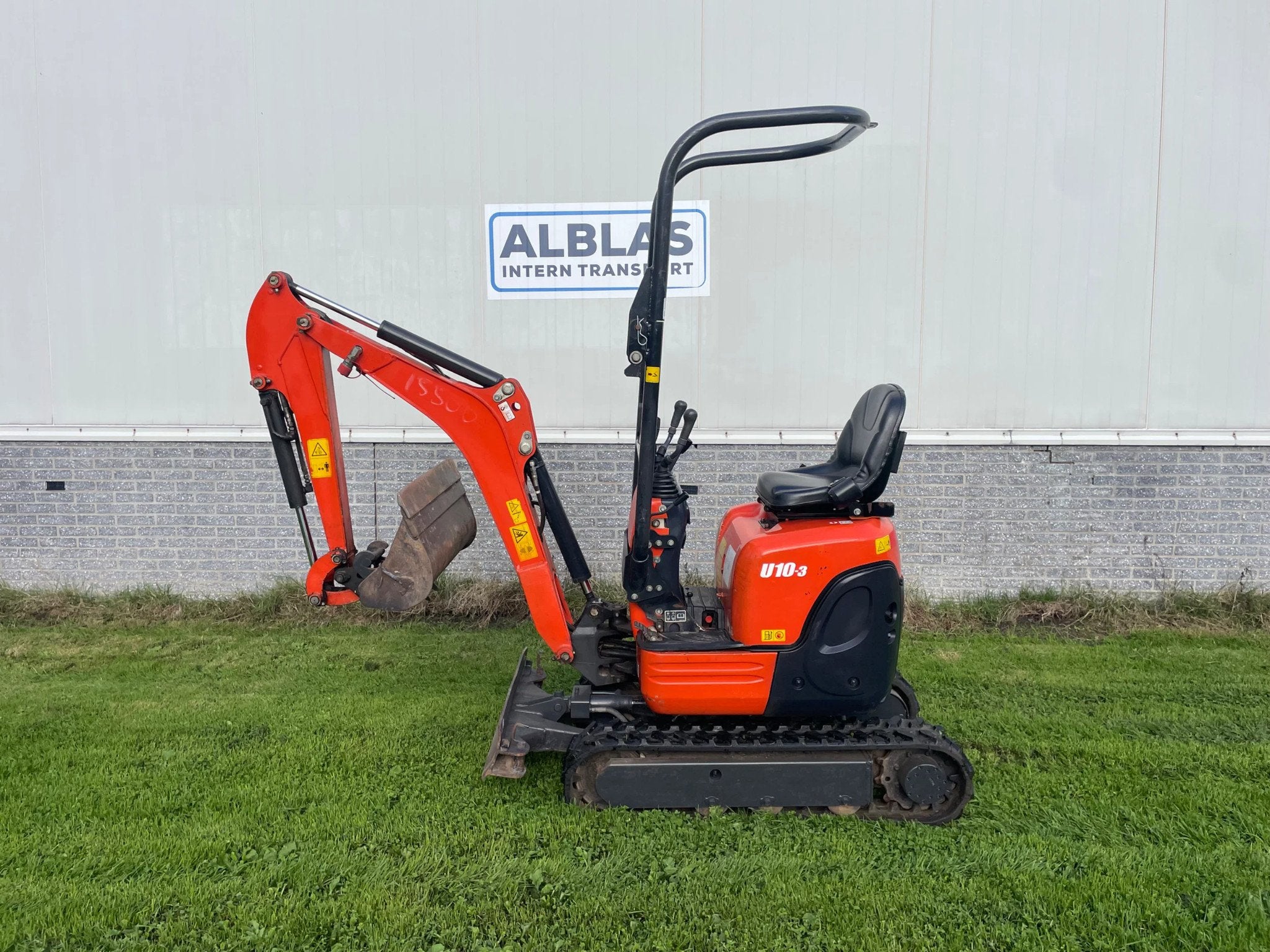 Kubota U10-3 minigraver 2021 (bj 2021), Kubota, Info@alblasinterntransport.nl, Heulweg 44
2295 kg  KWINTSHEUL, JP, Graafmachine
