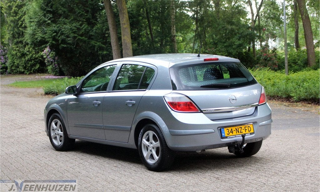 Opel Astra 1.4 Enjoy | 2004 | ❄️Airco | ✨Cruise |, Auto's, Opel, Voorwielaandrijving, Gebruikt, 4 cilinders, 49 €/maand