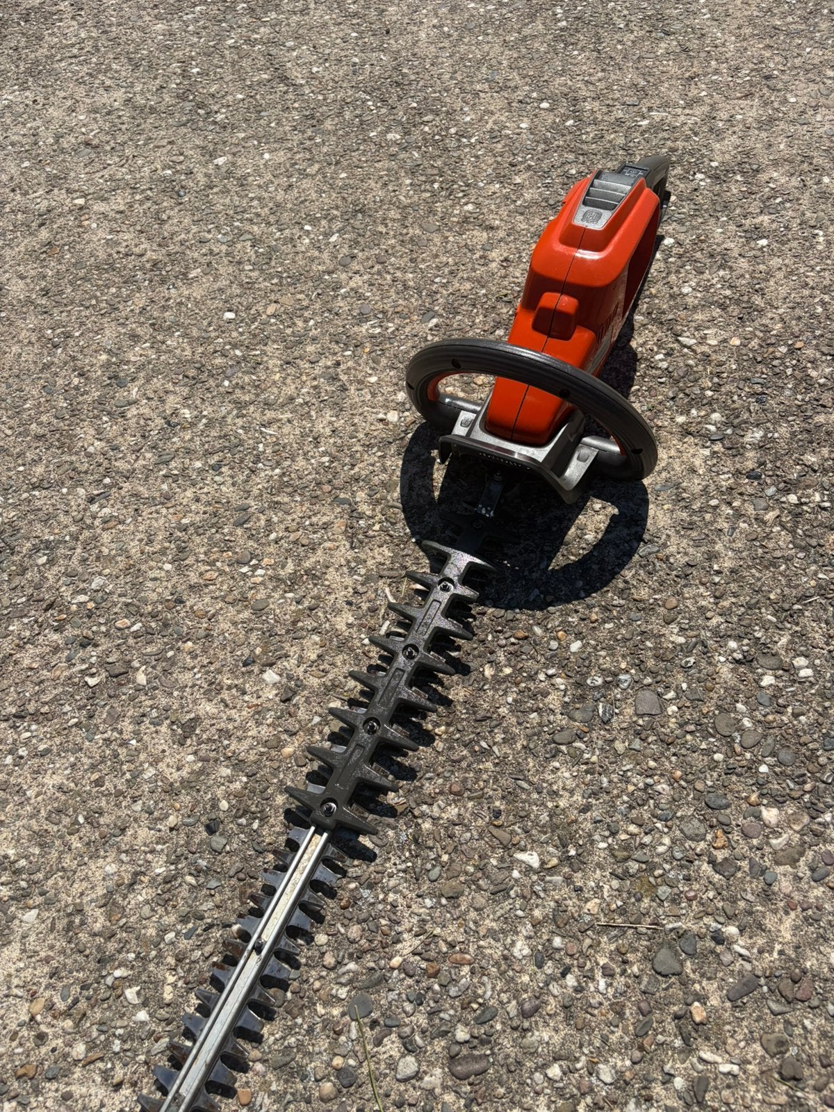Husqvarna 520IHD60 accu heggenschaar, Ophalen of Verzenden, Zo goed als nieuw, Accu