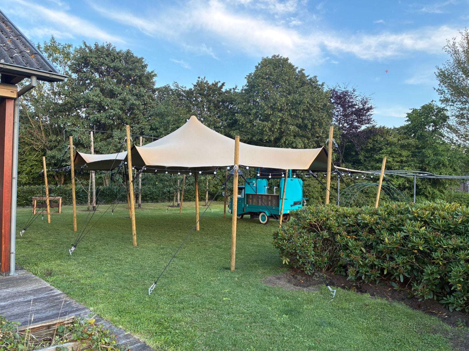 Te Huur: Stretchtent 10x6 meter, Ophalen of Verzenden, Zo goed als nieuw, 8 meter of meer, 6 meter of meer