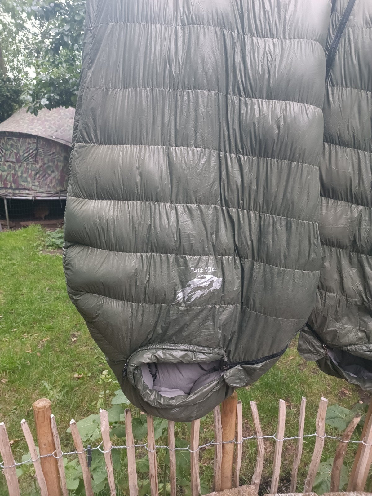 Donzen mummy-slaapzakken, met compressie hoes.  2 stuks, Ophalen of Verzenden