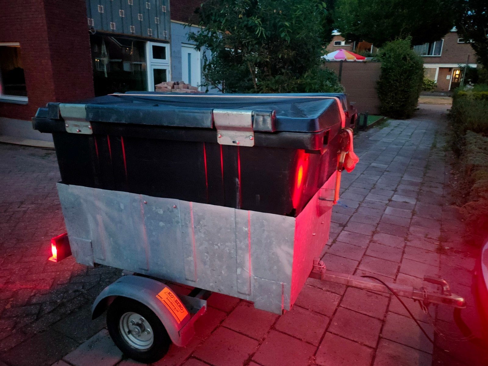opslag / afval container op trailer, mini multitransporter, 100 liter of meer, Ophalen of Verzenden, Zo goed als nieuw, Overige typen