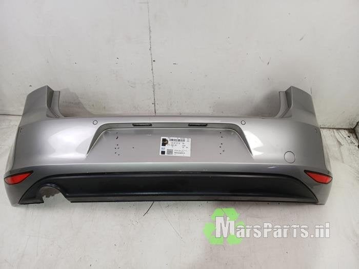 Achterbumper van een Volkswagen Golf (LB7W), Gebruikt, -, Volkswagen, -