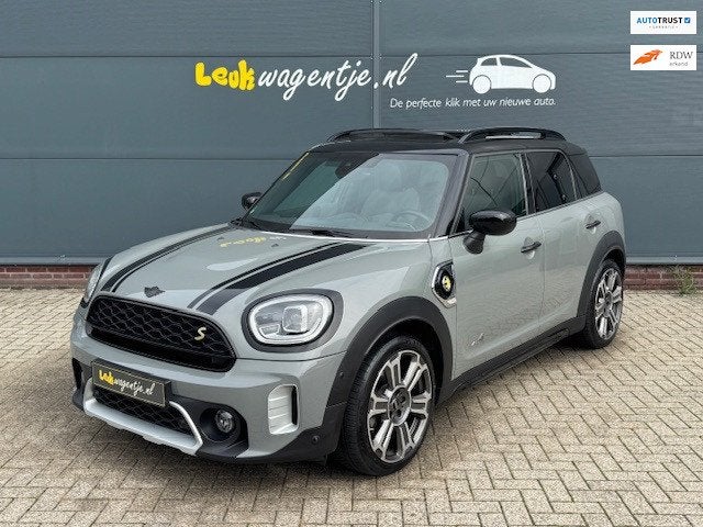 MINI Countryman 1.5 Cooper S E ALL4 Classic Automaat *pano, Automaat, 125 pk, Gebruikt, Zwart