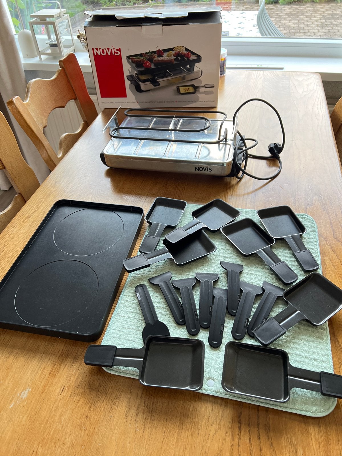 Novis Raclette Grill Set Classic & Hot, Ophalen of Verzenden, Zo goed als nieuw