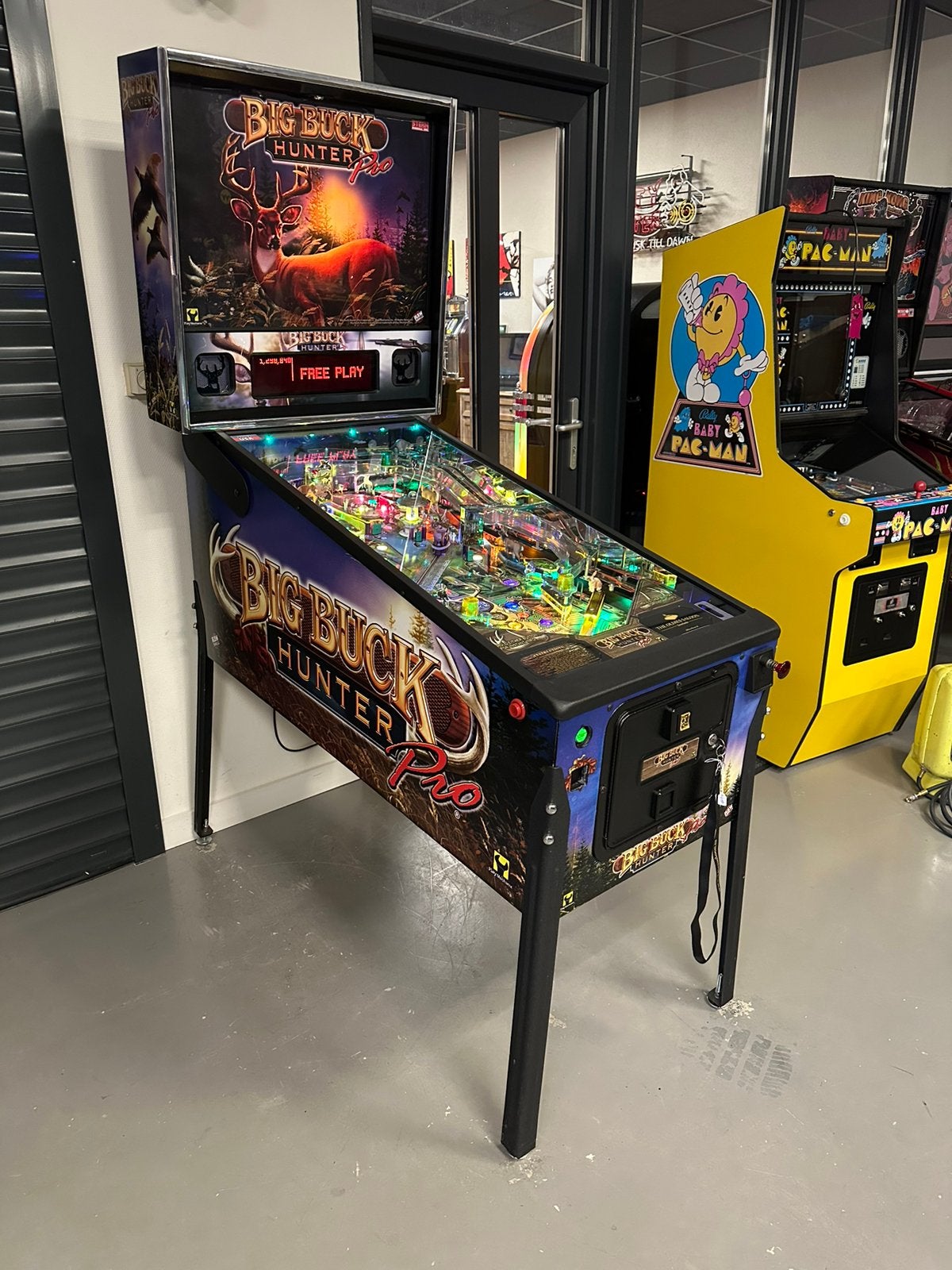 Prachtige flipperkast Stern Big Buck Hunter Pinball