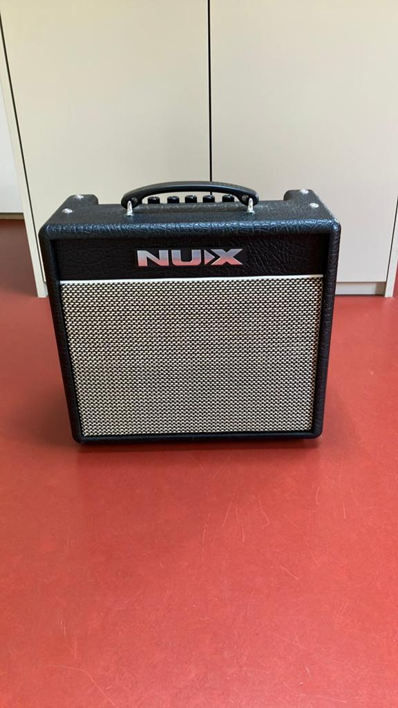 Gitaarversterker Nux mighty 20, Muziek en Instrumenten, Ophalen, Zo goed als nieuw, Minder dan 50 watt