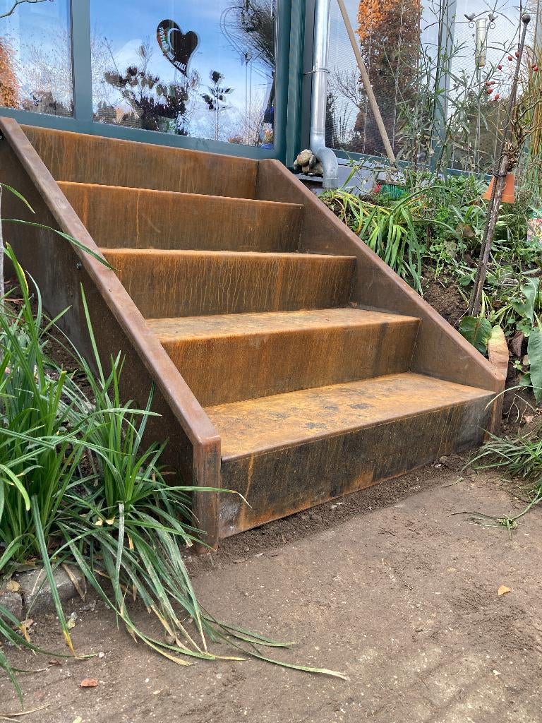 Stijlvolle trap in cortenstaal | Maatwerk voor jouw tuin, Tuin en Terras, Ophalen of Verzenden, Nieuw, Metaal, Tuin